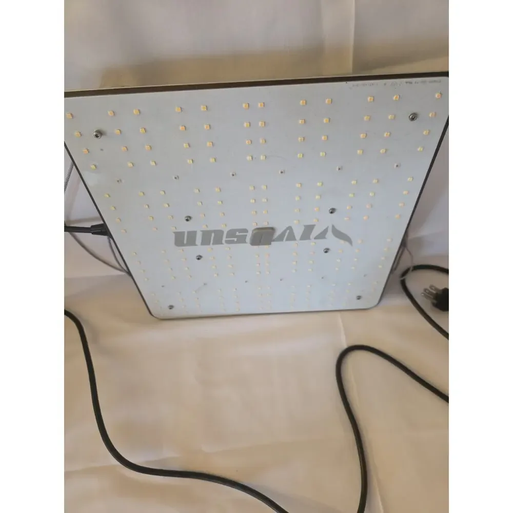 VIVOSUN VS1000 LED Grow Light 100W Dimmable Dial, 100-240V, Black